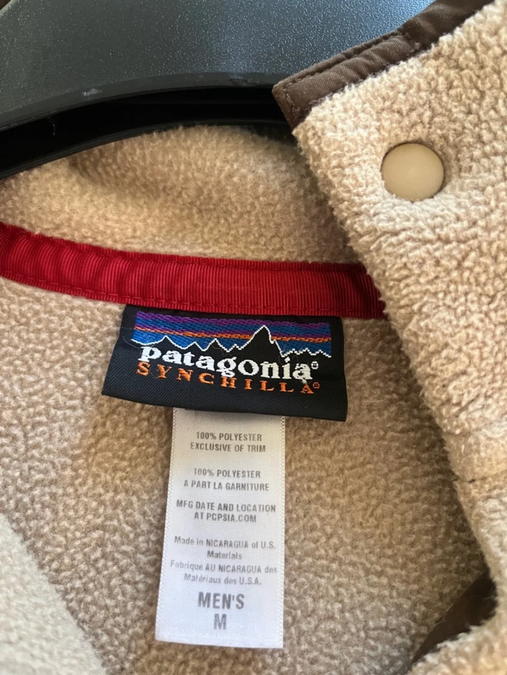Patagonia Men’s Tan Fleece Synchilla Snap-T Pullover with Brown Trim. Size M - Picture 3 of 3